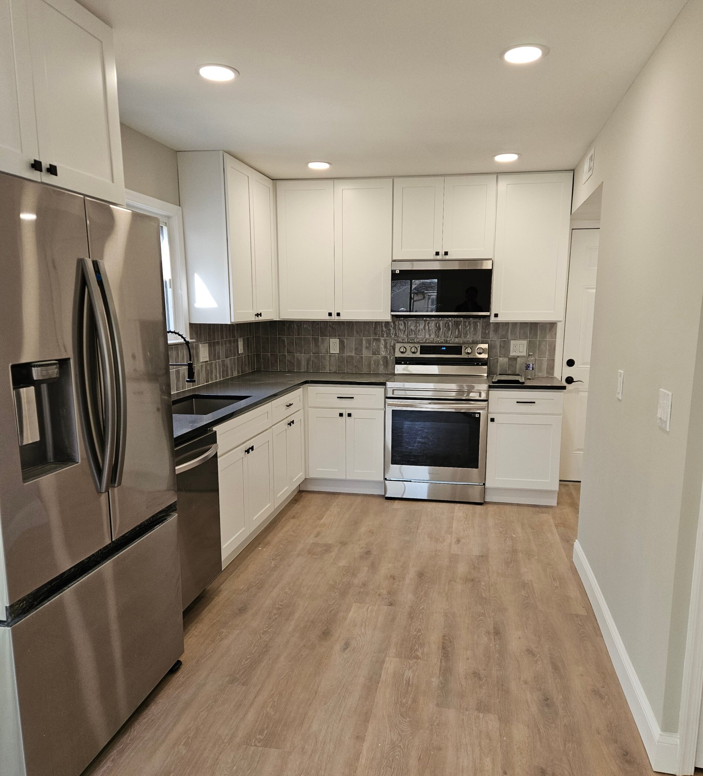 D & R Renovations kitchen remodel